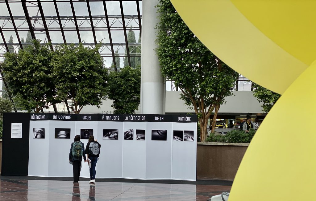 Fotoausstellung Refraktion by Frank Sonnenberg auf der Silmo in Paris